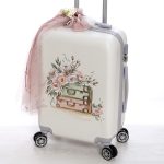 Σετ βάπτισης βαλίτσα με λουλούδια - Image 2