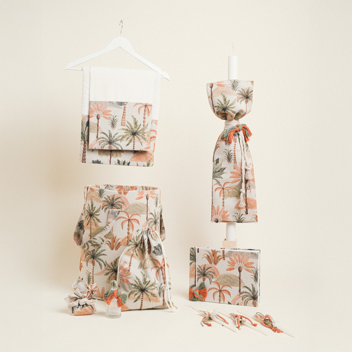 331581 ΣΕΤ ΒΑΠΤΙΣΗΣ ΦΟΙΝΙΚΟΔΑΣΟΣ - Image 1