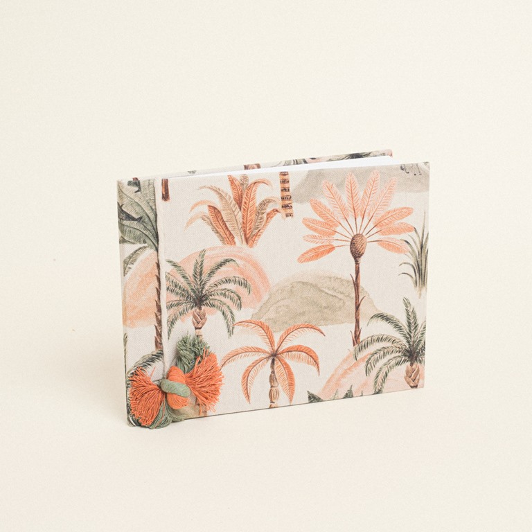 333581 (Copy) ΒΙΒΛΙΟ ΕΥΧΩΝ ΦΟΙΝΙΚΟΔΑΣΟΣ - Image 1